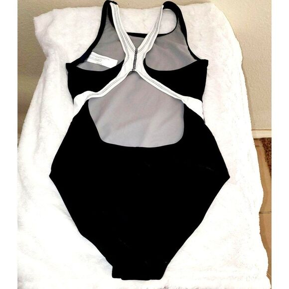 Champion Womens Swimsuit Black S Signature Color Block One Piece -Never Used - Picture 5 of 7